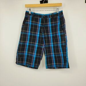 R S shorts size 30. ^